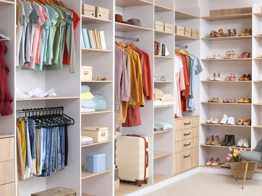 Closet organizer storage in San Diego