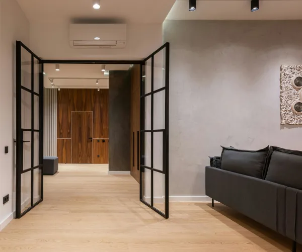Hardwood flooring in a modern San Diego home
